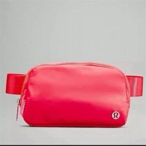 Lululemon Everywhere Belt Bag | Pale Raspberry